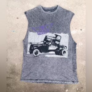 Uniqlo Aerosmith Pump Sleeveless Muscle T-Shirt XL NWT